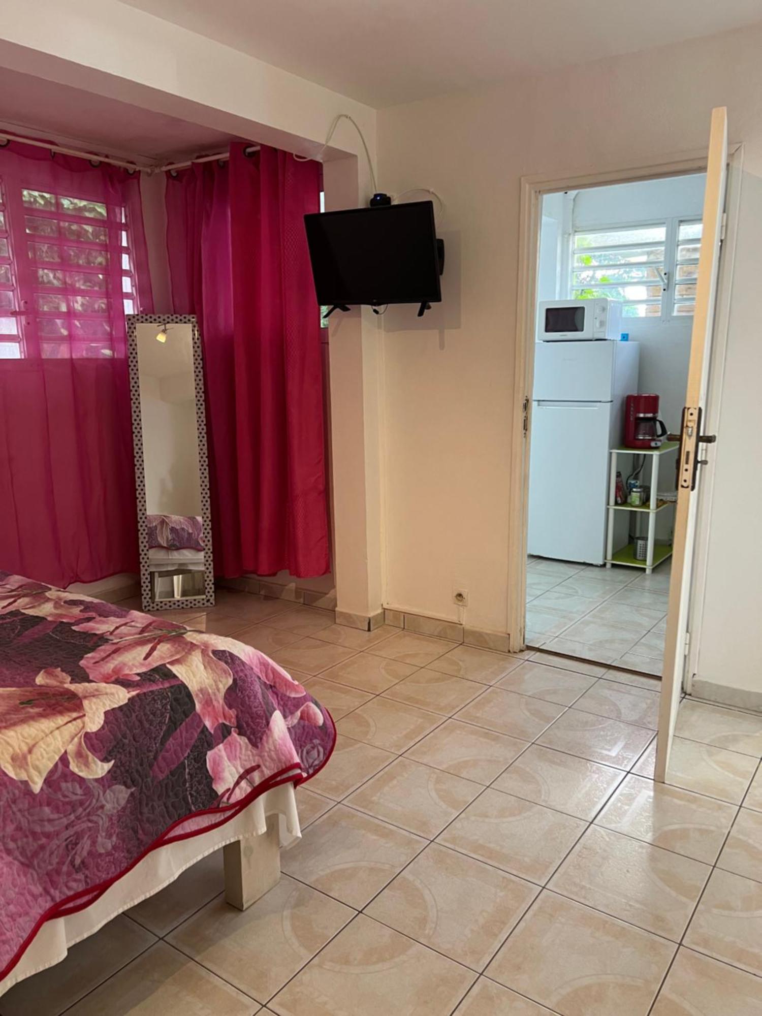 Ferienwohnung Location Tropical Sainte-Anne  Exterior foto