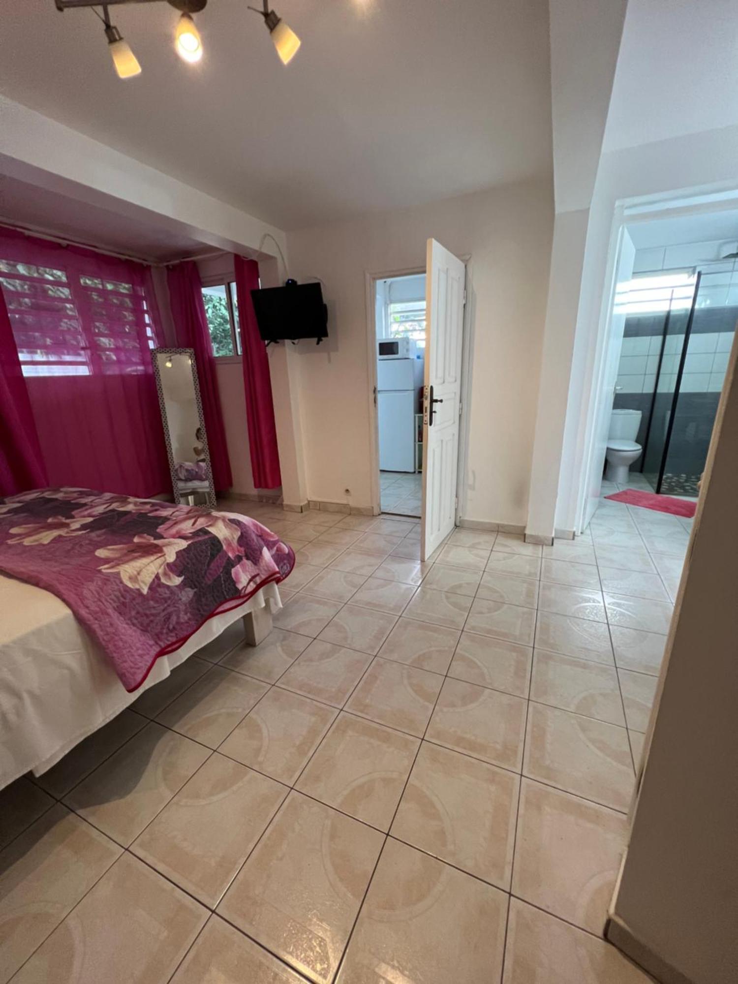 Ferienwohnung Location Tropical Sainte-Anne  Exterior foto