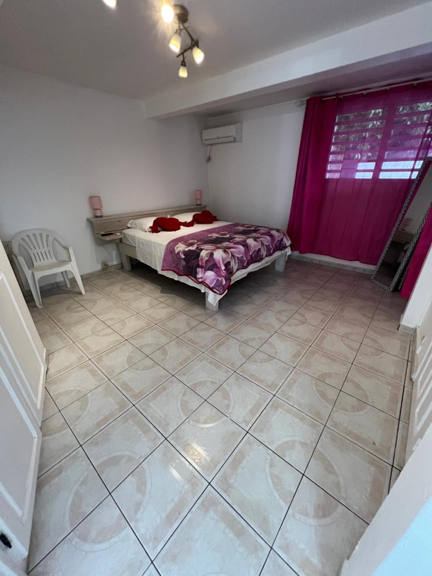 Ferienwohnung Location Tropical Sainte-Anne  Exterior foto